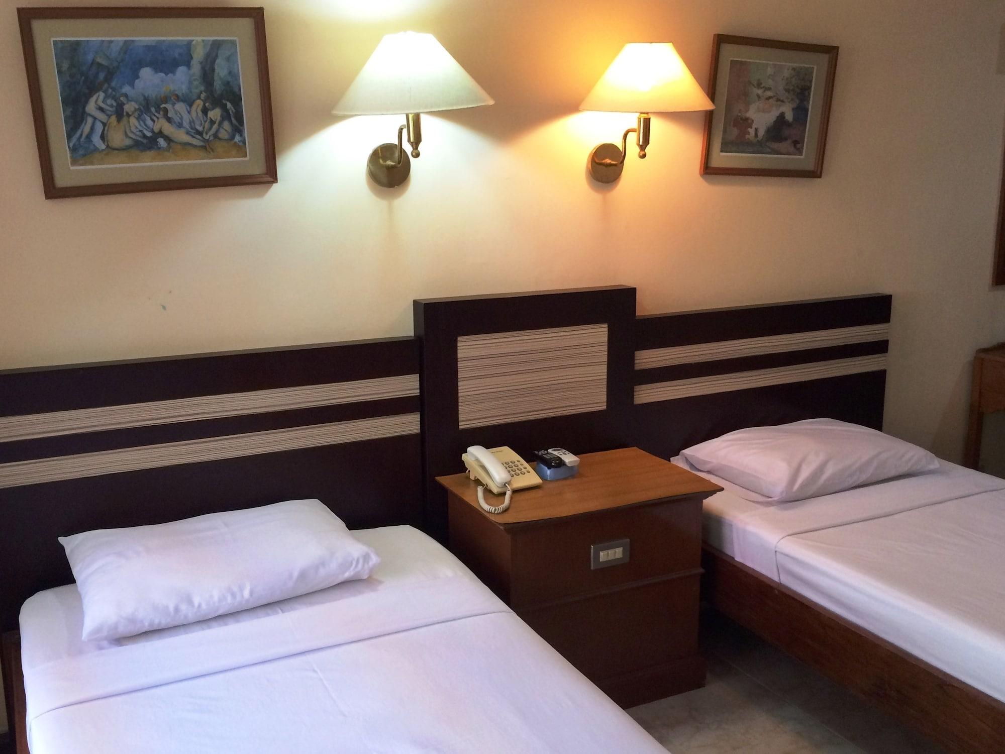 Sri Ratu Hotel Legian Eksteriør bilde