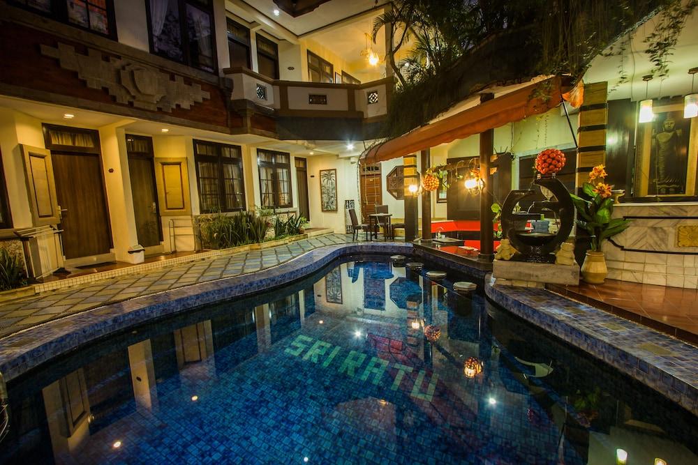 Sri Ratu Hotel Legian Eksteriør bilde