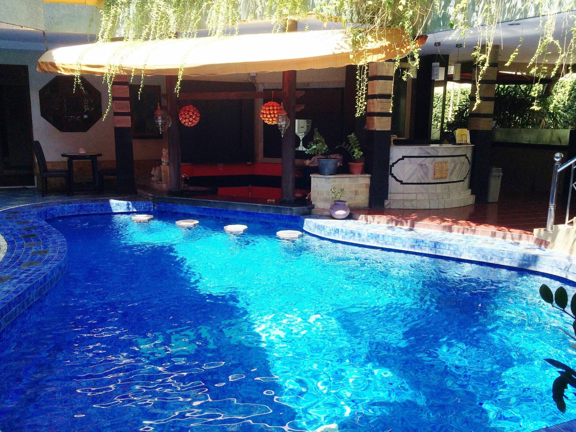 Sri Ratu Hotel Legian Eksteriør bilde